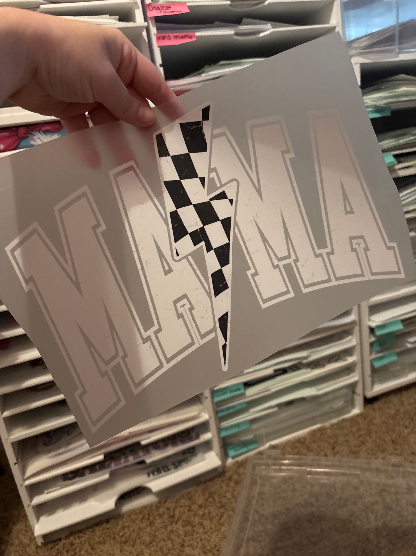 White Mama Checkered Bolt