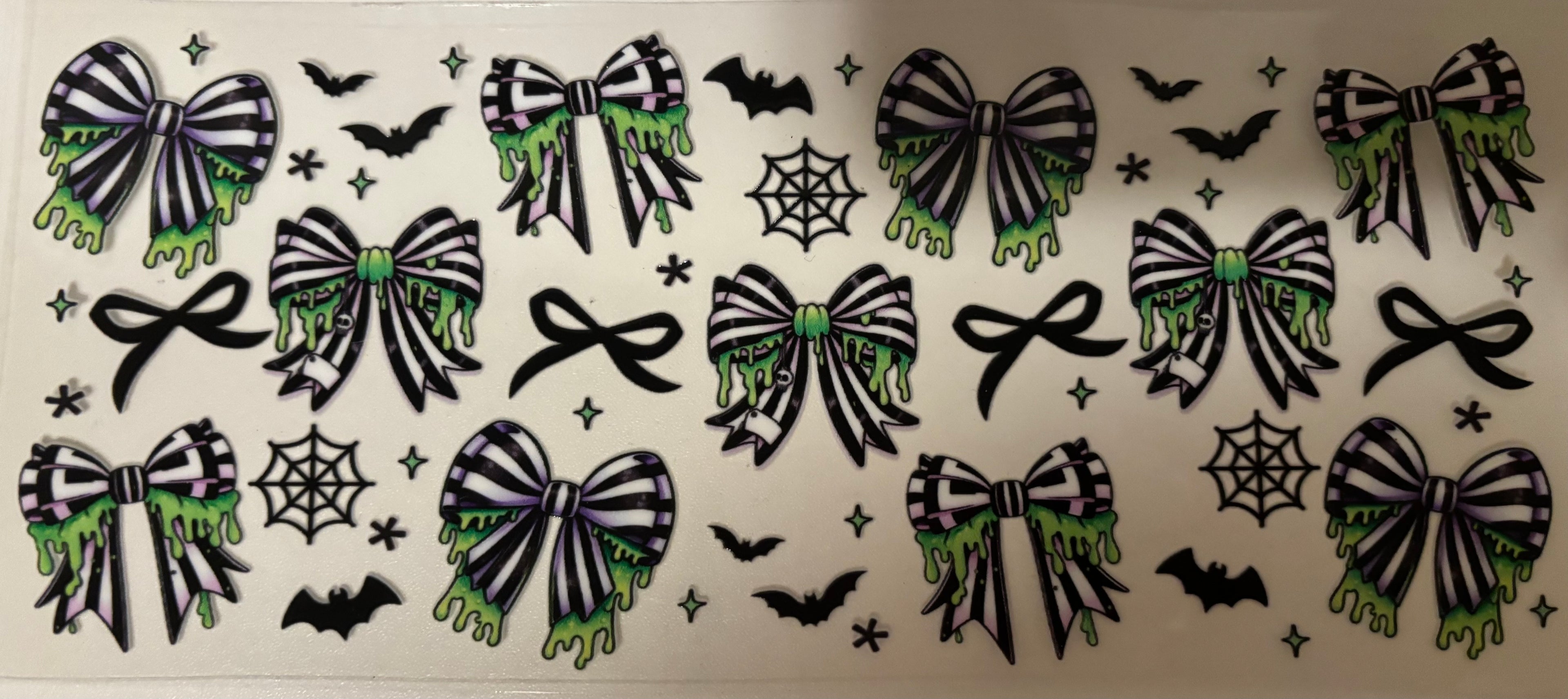 16 Oz Green Slime Bows wrap