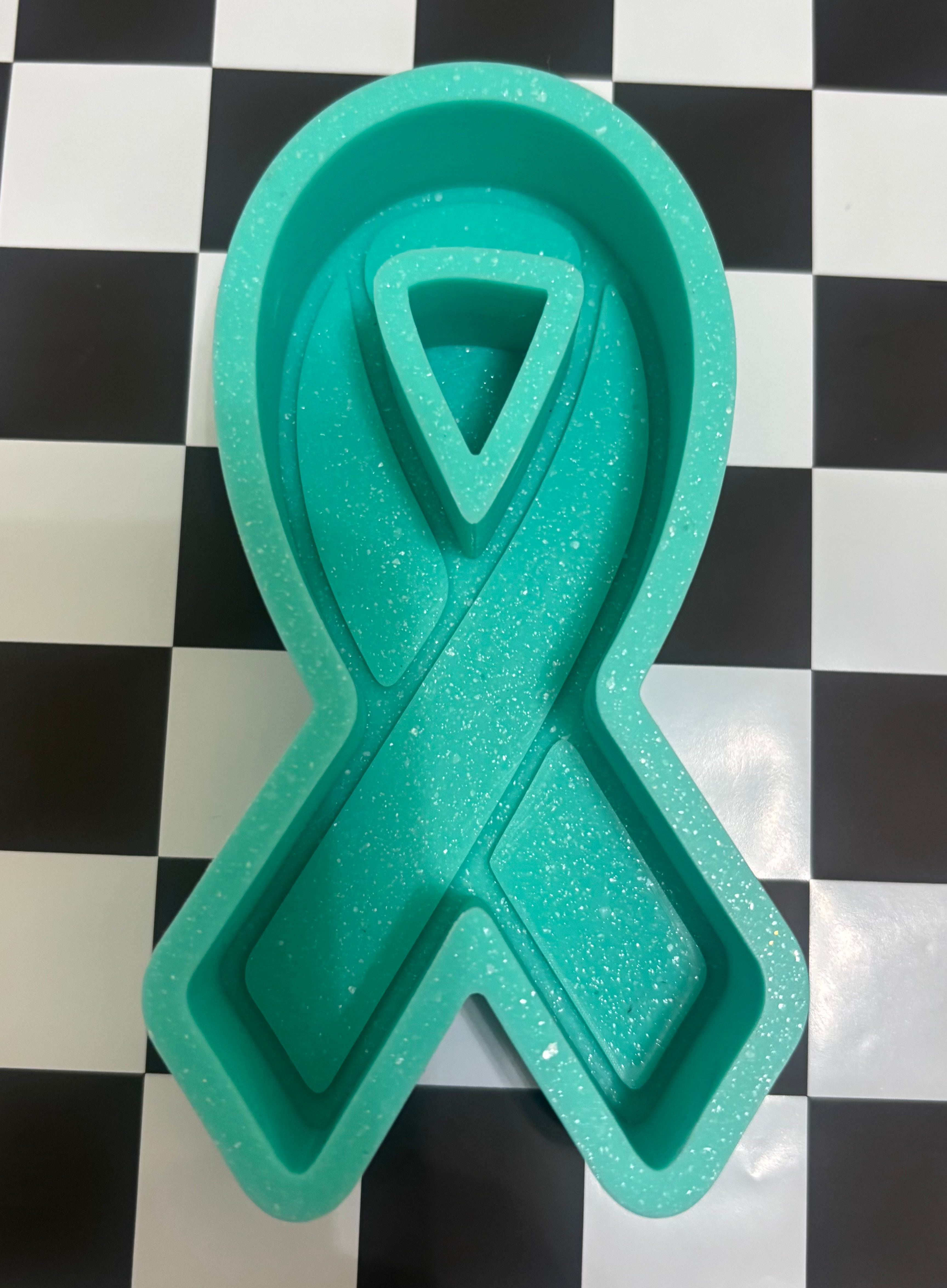 Custom ribbon mold