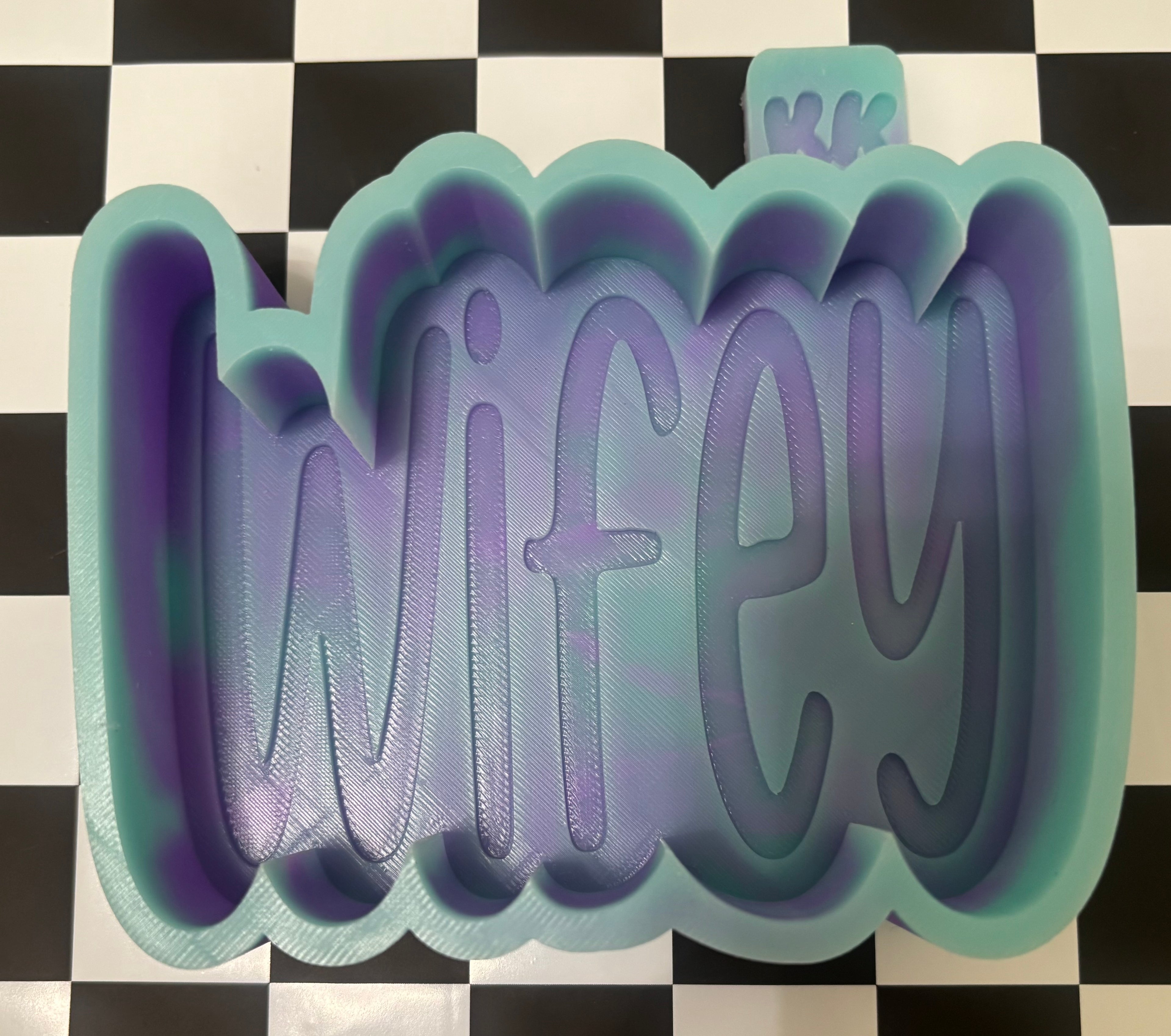 Custom wifey mold
