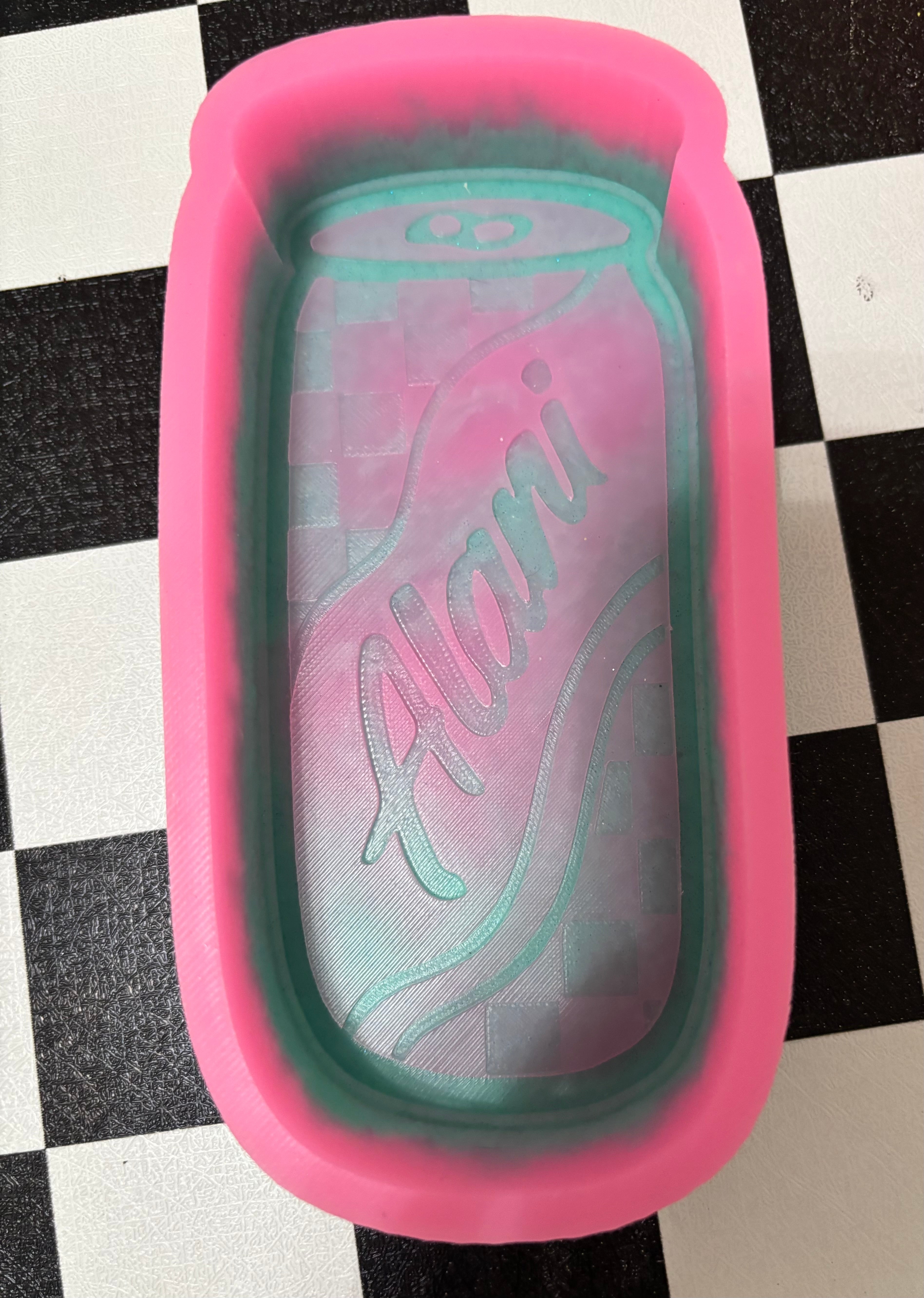 Custom Checkered Alani Freshie Mold