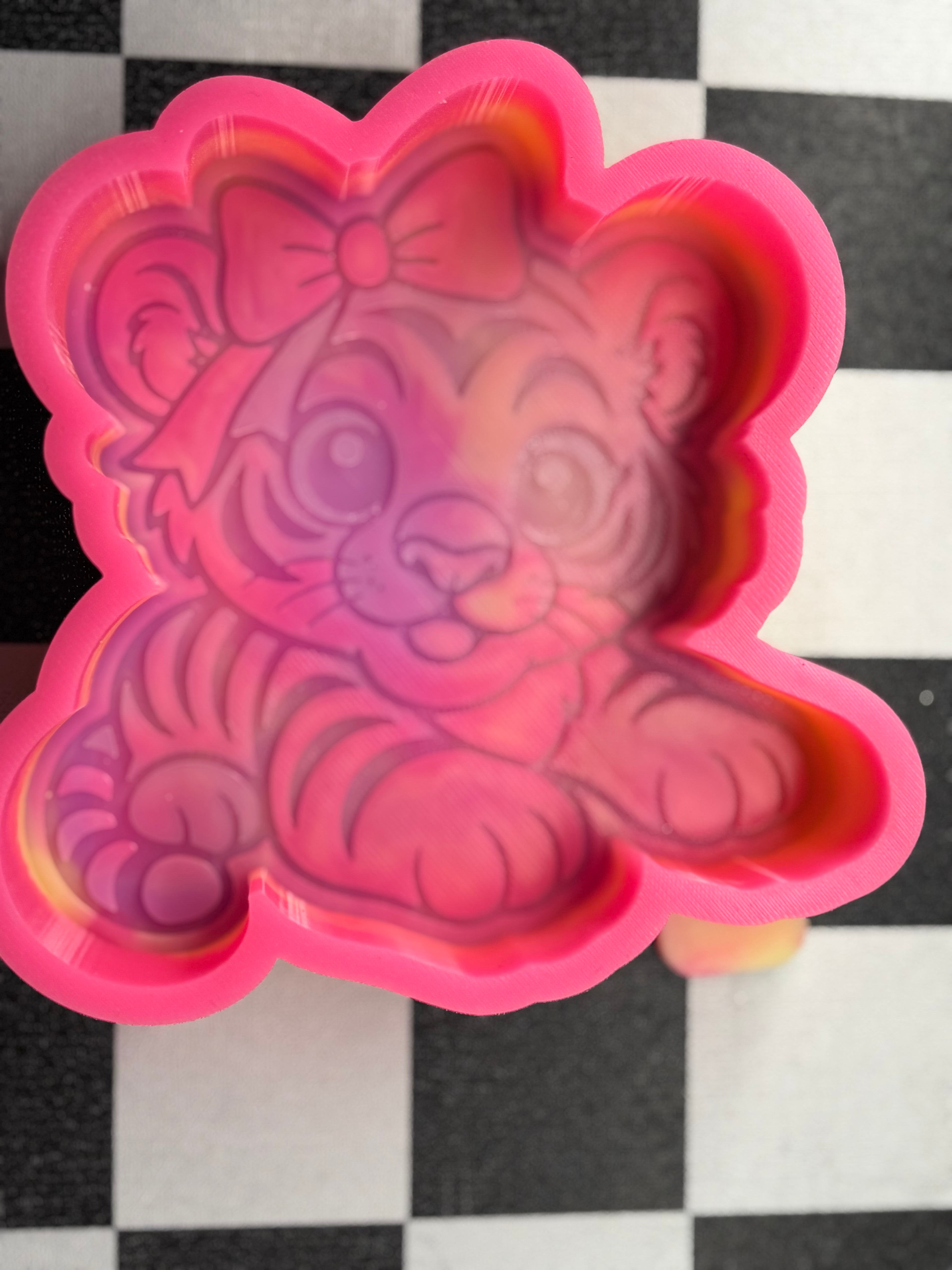 Custom lion with bow freshie mold