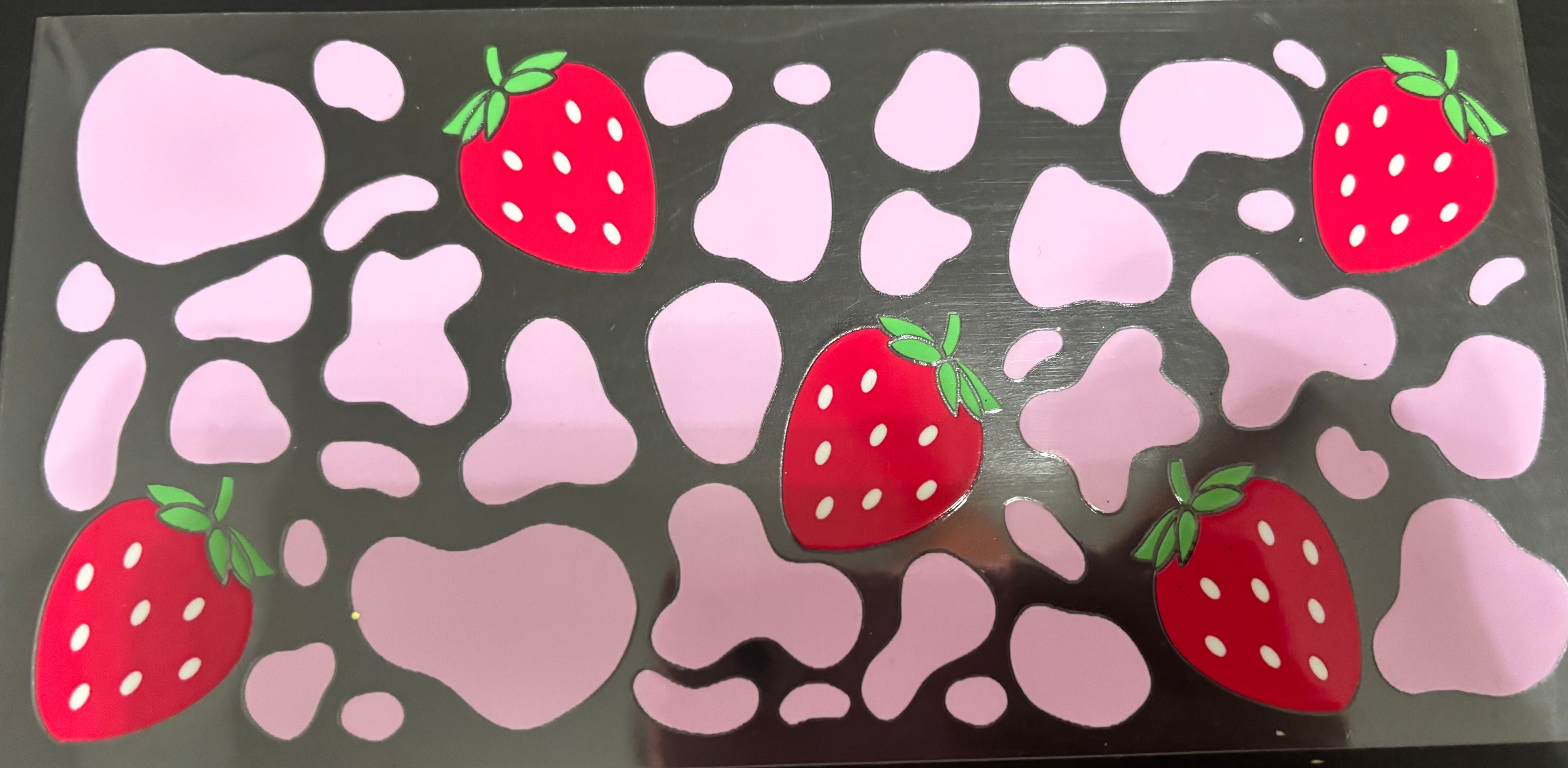 16 oz cow print strawberry