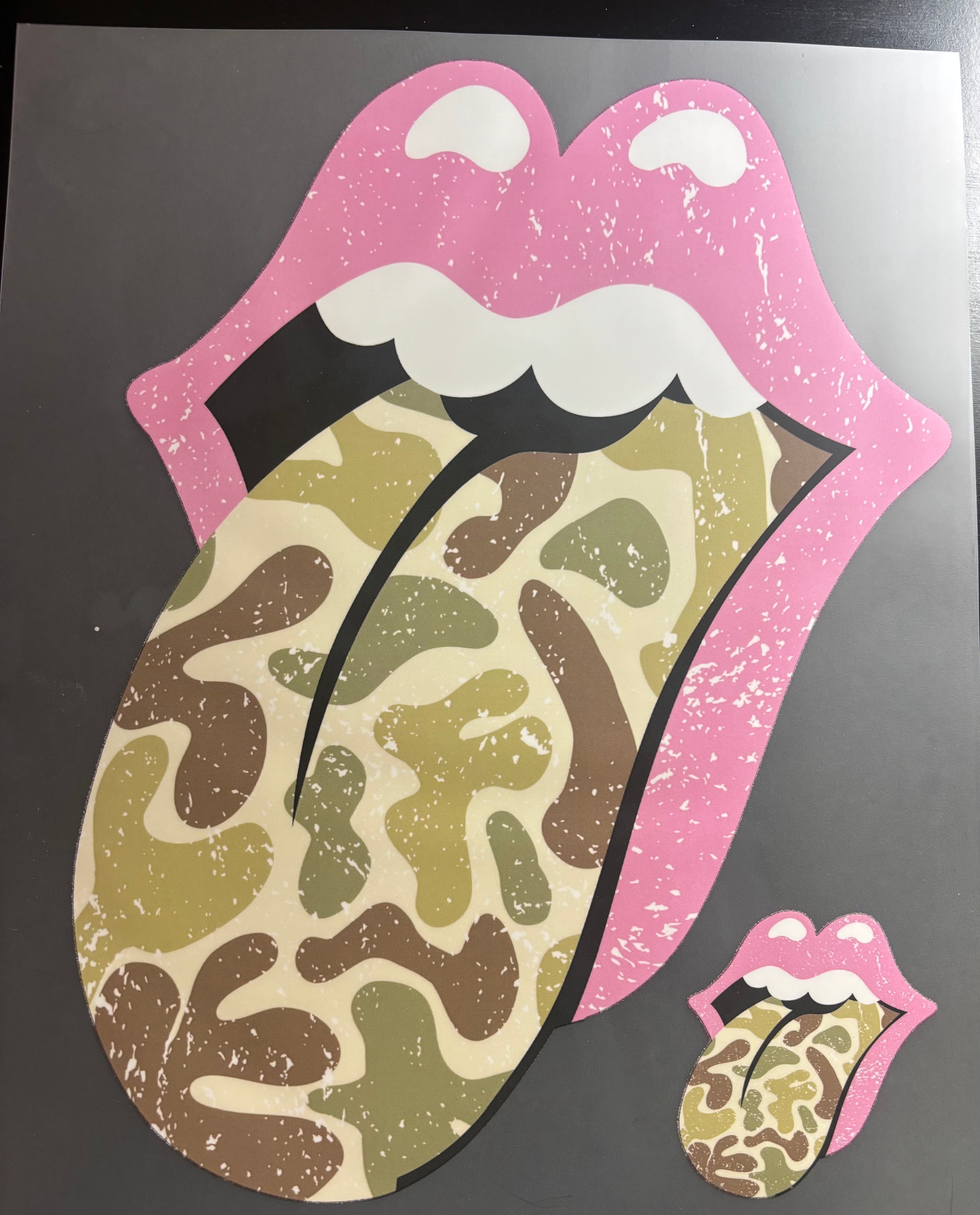 Camo Tongue