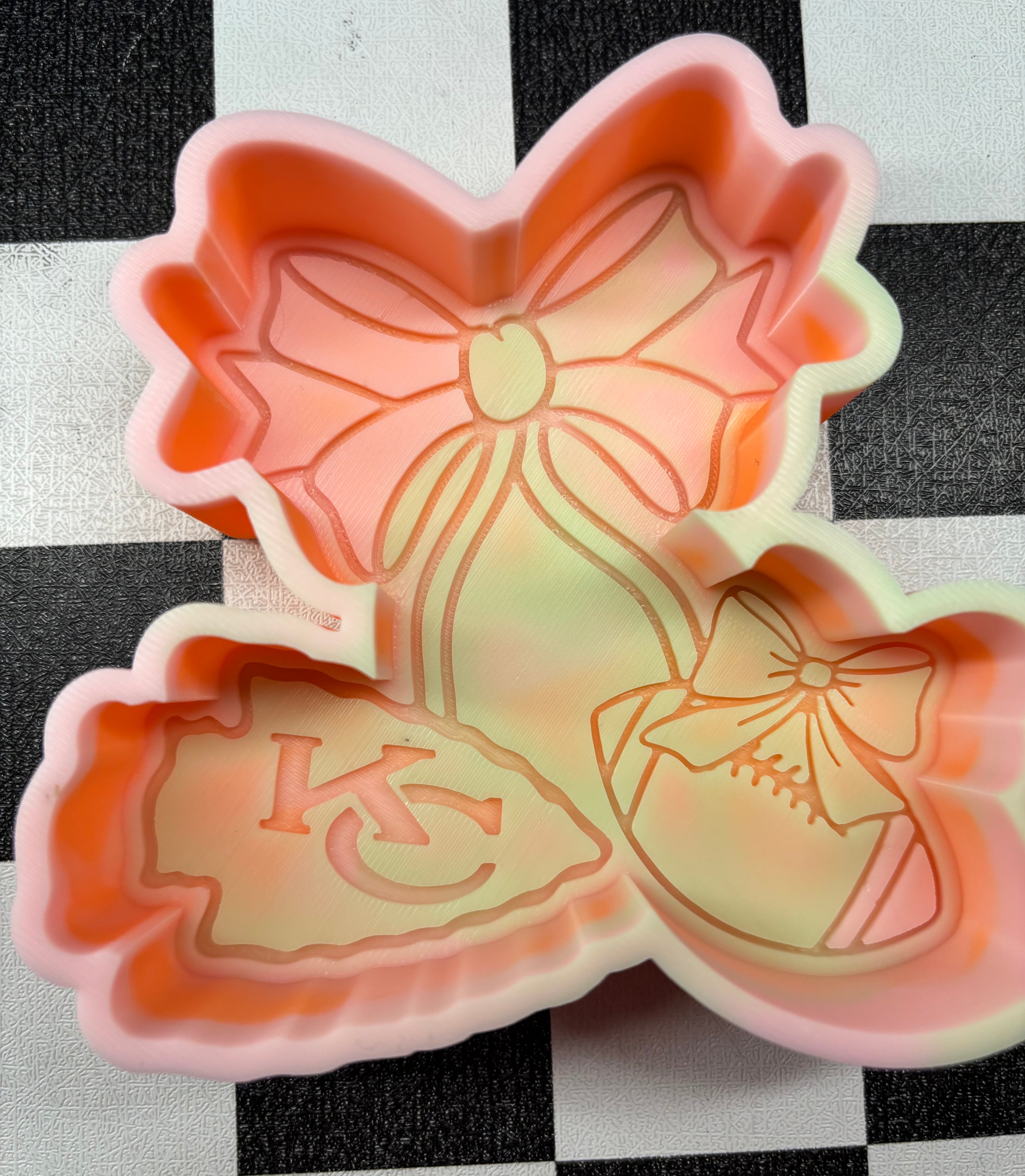 KC Football Bows Custom Freshie Mold