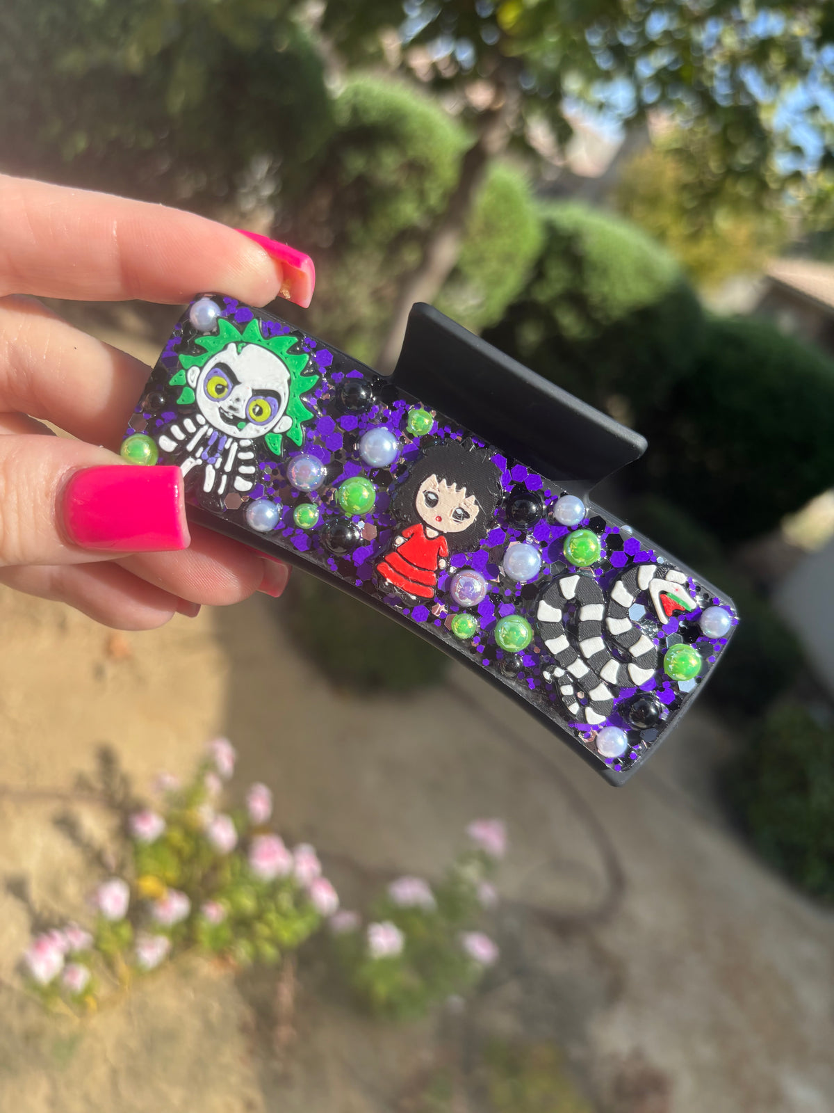 Beetlejuice hair clip