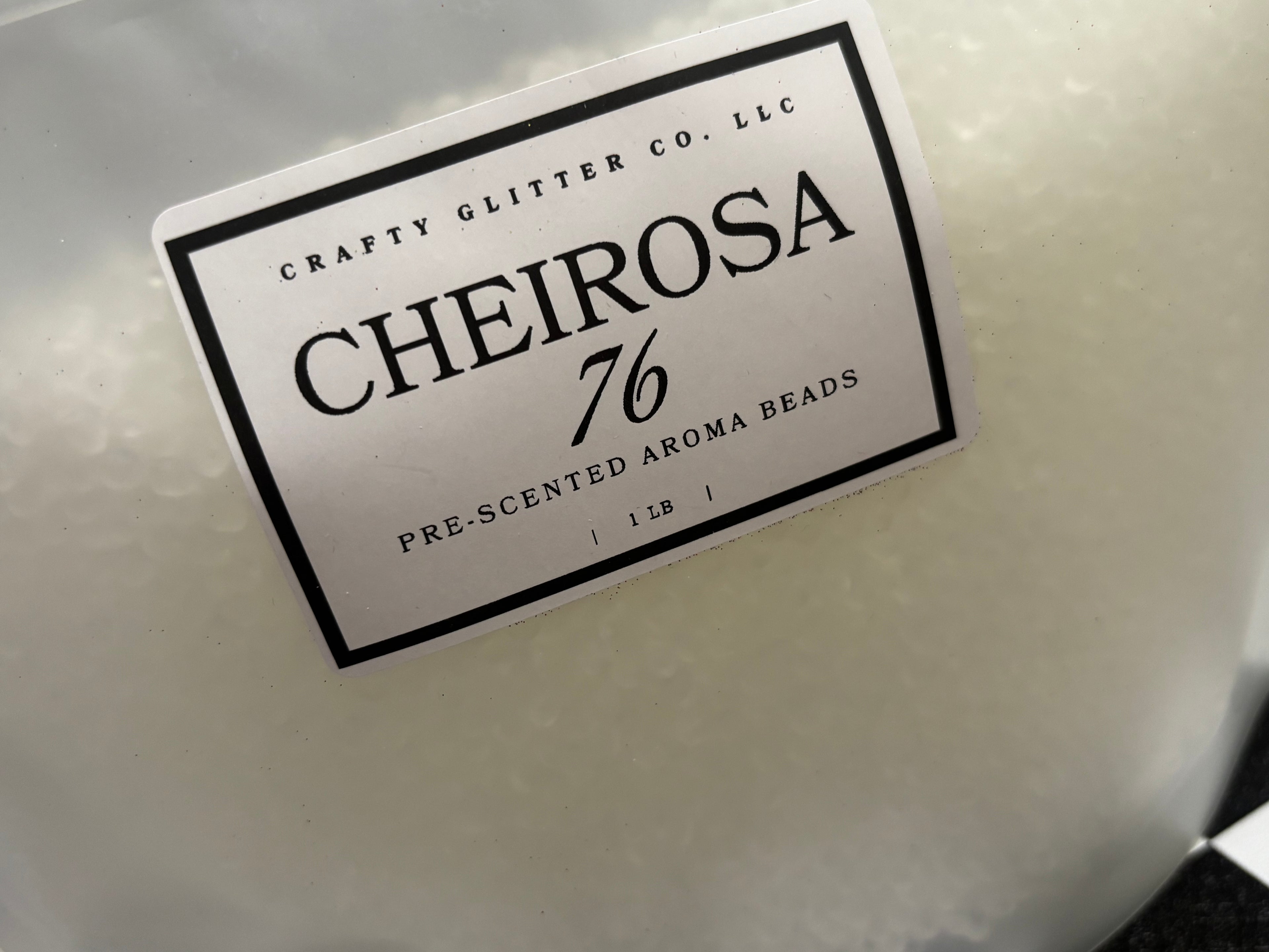 Scent: Cheirosa 76