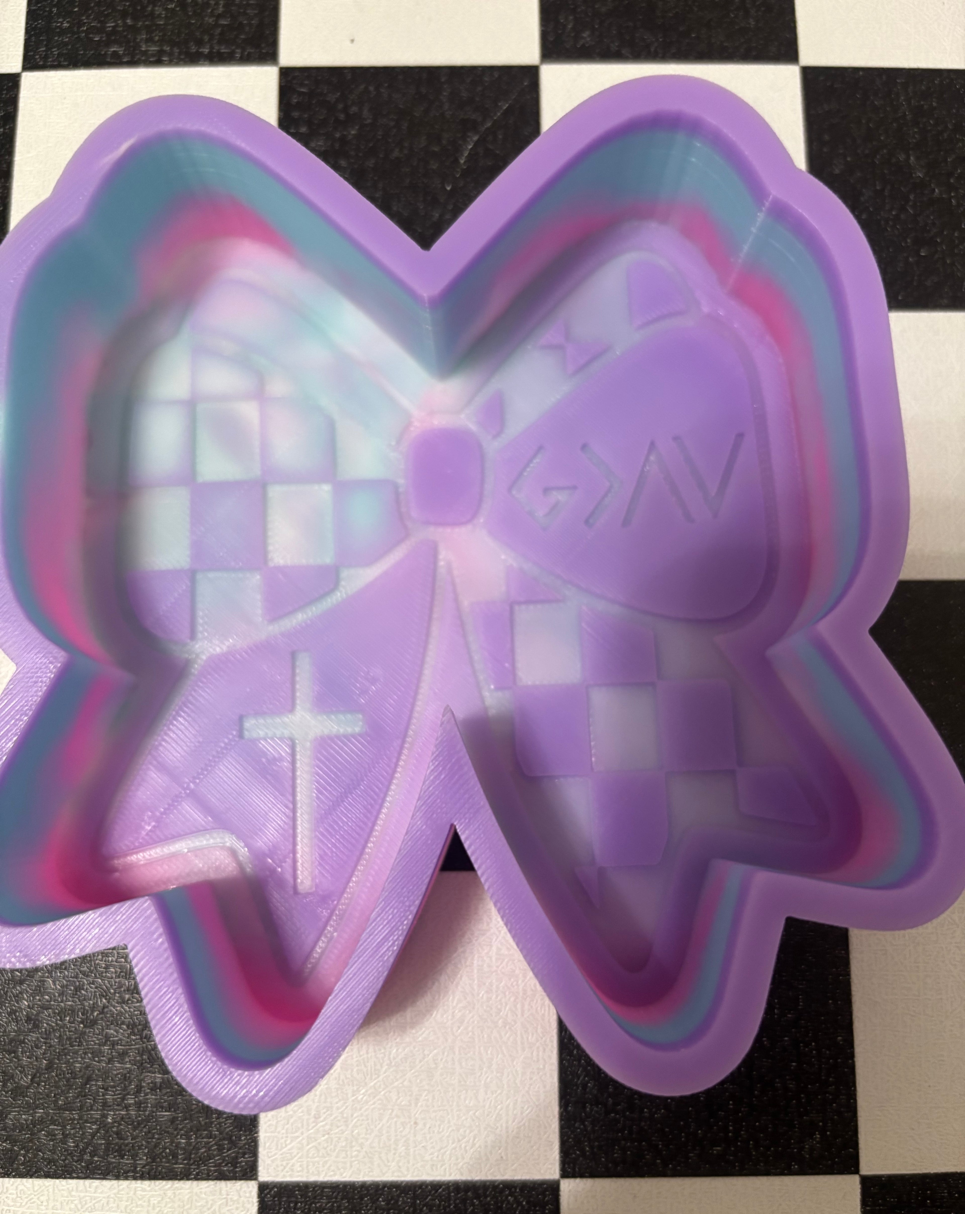 Checkered faith bow freshie mold