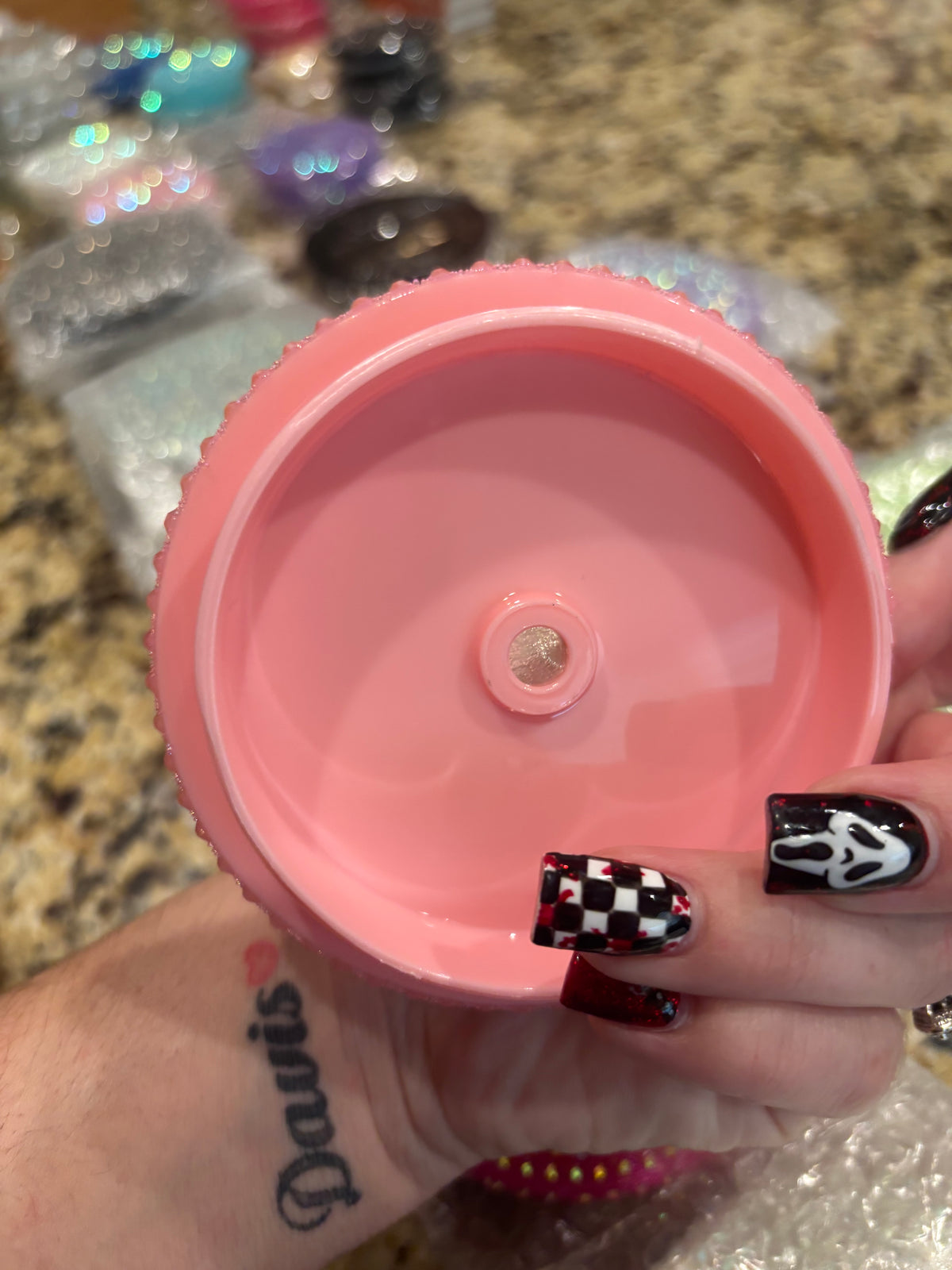 24 oz light pink bling lid