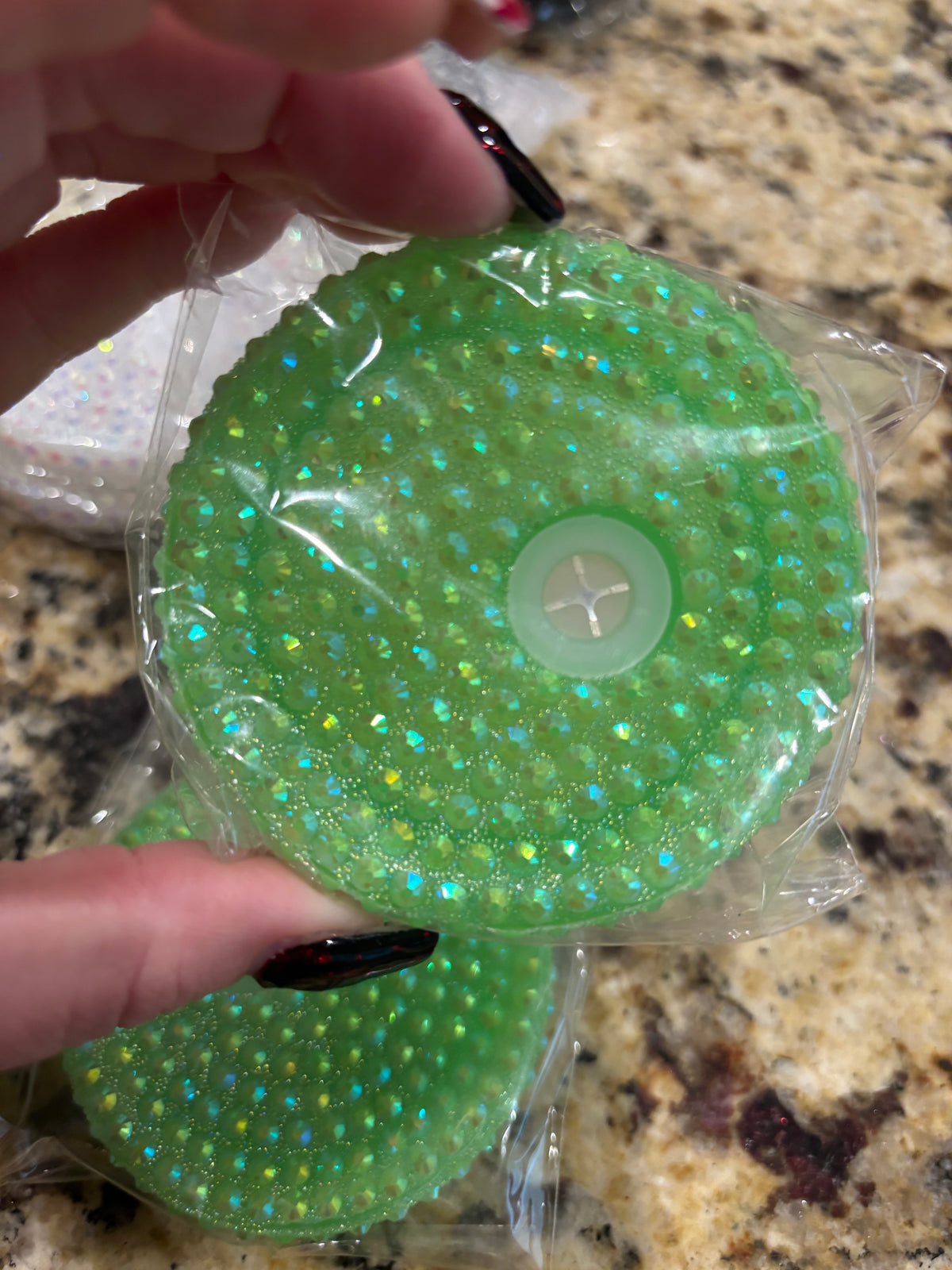 16/20 neon green bling lid